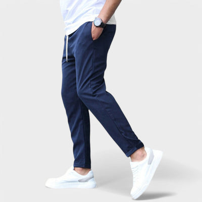 MIRA | Moderne herrebukser med stretch