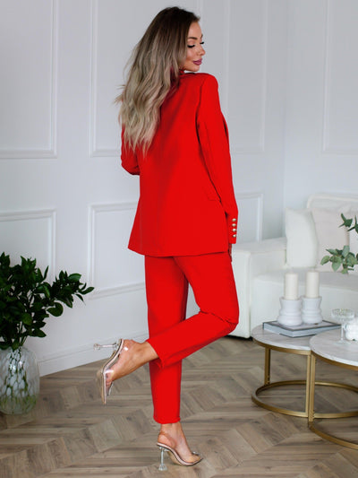 Maya - Ikonischer Slim-Schnitt Eleganz