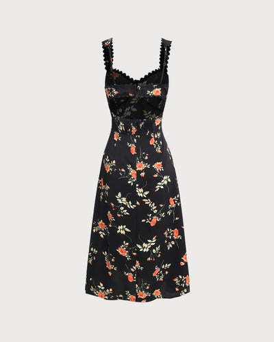 LOTTE | Svart, blomstrete maxikjole med midje